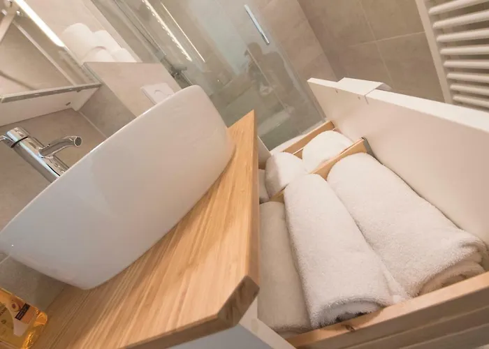 Ostend Studio 公寓 *