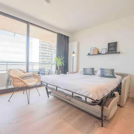 Ostend Studio Apartman *